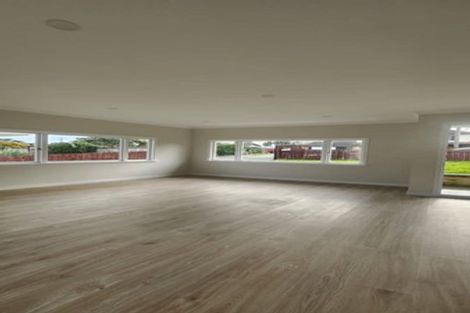 Photo of property in 5 Lane Road, Weymouth, Auckland, 2103