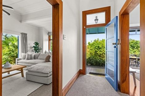 Photo of property in 79 Milton Road, Bluff Hill, Napier, 4110