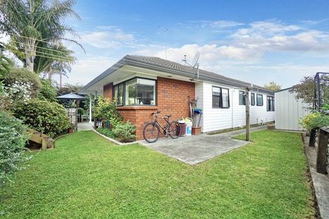 Photo of property in 38 Fairview Place, Te Puke, 3119