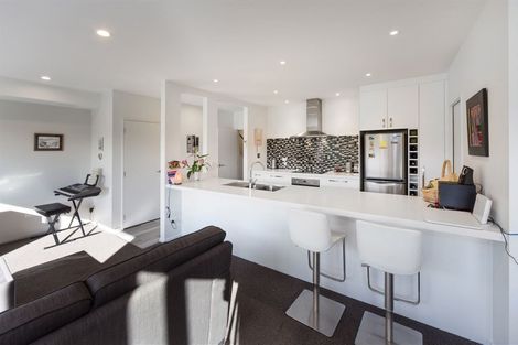 Photo of property in 15 Seager Lane, Hillmorton, Christchurch, 8024