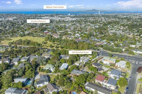 Photo of property in 342 Glenfield Road, Glenfield, Auckland, 0629