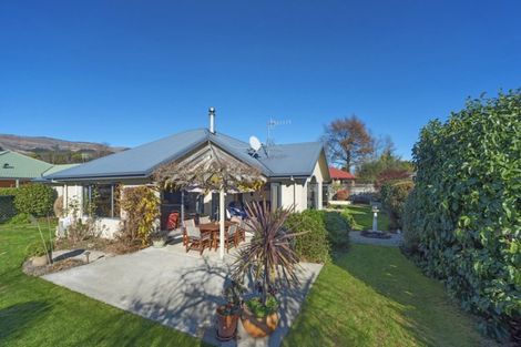 Photo of property in 10 Heritage Crescent, Richmond, 7020