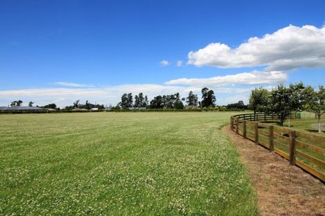 Photo of property in 17 Mulholland Drive, Darfield, 7571