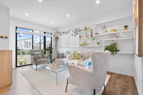 Photo of property in 51 Kea Road, Silverdale, 0932