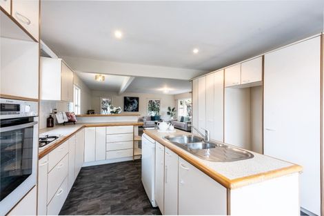 Photo of property in 147 Wairakei Road, Bryndwr, Christchurch, 8053