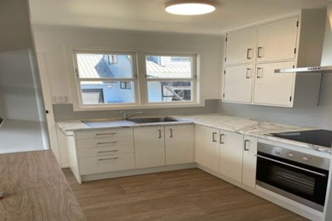 Photo of property in 2/20 Amaru Road, One Tree Hill, Auckland, 1061