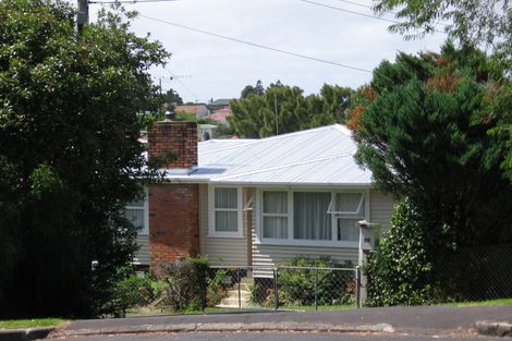 Photo of property in 57 Batkin Road, New Windsor, Auckland, 0600