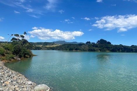 Photo of property in 33 Omahina Street, Raglan, 3225