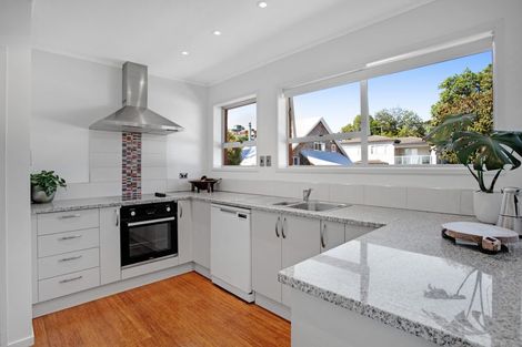 Photo of property in 2/10 Bay Road, Saint Heliers, Auckland, 1071