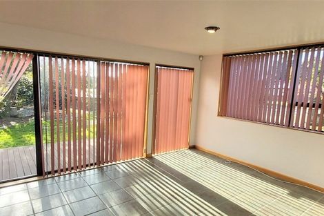 Photo of property in 27 Waitikiri Drive, Parklands, Christchurch, 8083