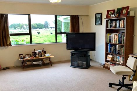 Photo of property in 400a Kumi Road, Awanui, 0486