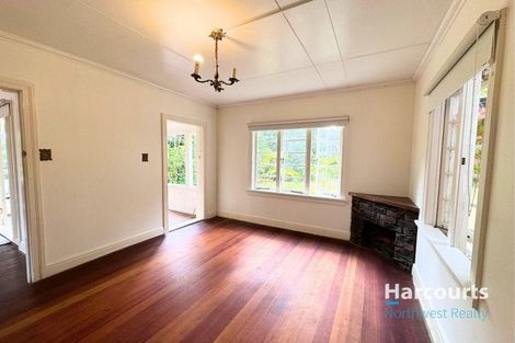 Photo of property in 86 Tawa Road, Kumeu, 0891