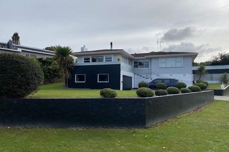 Photo of property in 1 Argyle Avenue, Levin, 5510