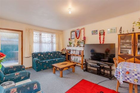 Photo of property in 11 Rewa Street, New Lynn, Auckland, 0600