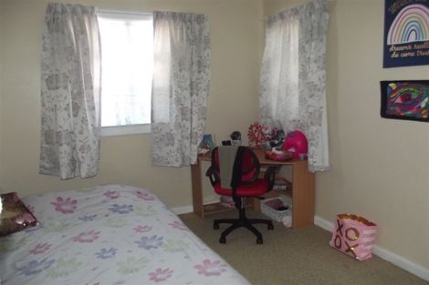 Photo of property in 70 Shearman Street, Waimate, 7924