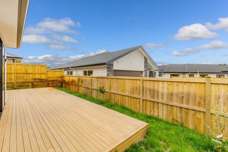 Photo of property in 89 Nobilo Road, Kumeu, 0810