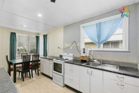 Photo of property in 133 George Street, Stokes Valley, Lower Hutt, 5019