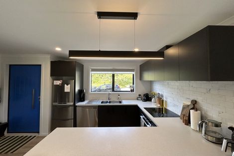 Photo of property in 20 Oakum Road, Whitby, Porirua, 5024