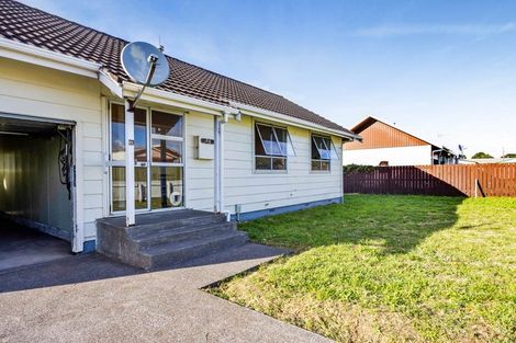 Photo of property in 21 Acourt Street, Hawera, 4610