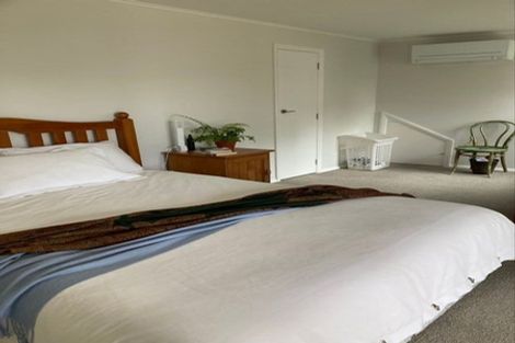 Photo of property in 85 Harbour View Road, Northland, Wellington, 6012