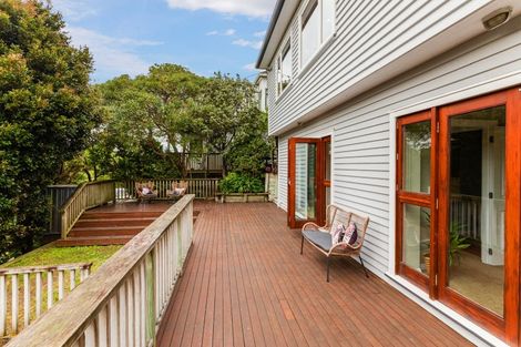 Photo of property in 129 Cockayne Road, Khandallah, Wellington, 6035