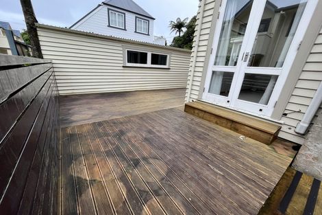 Photo of property in 213 Karori Road, Karori, Wellington, 6012