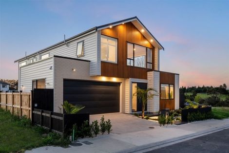 Photo of property in 8 Kano Way, Hobsonville, Auckland, 0616