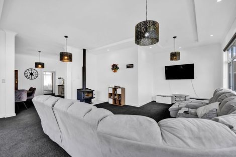 Photo of property in 21 Maire Street, Hawera, 4610