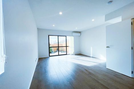 Photo of property in 8/8 Arney Road, Ranui, Auckland, 0612