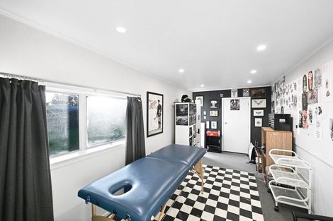 Photo of property in 18 Oakfield Crescent, Pukete, Hamilton, 3200