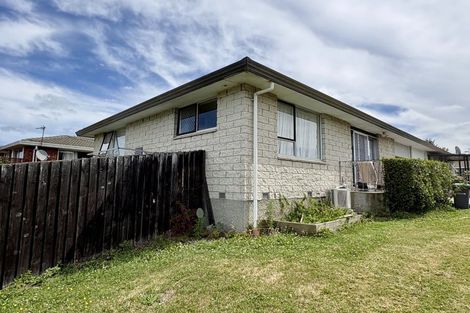 Photo of property in 1/5 James Condon Place, Redwood, Christchurch, 8051