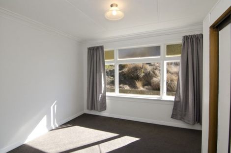 Photo of property in 89 Branxholm Street, Roxburgh, 9500