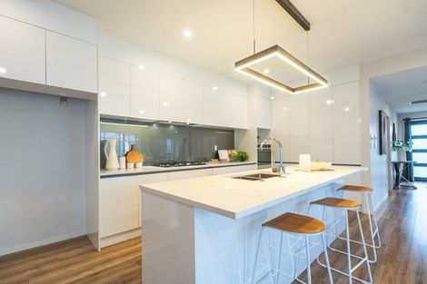 Photo of property in 23 Reserva Crescent, Kumeu, 0810