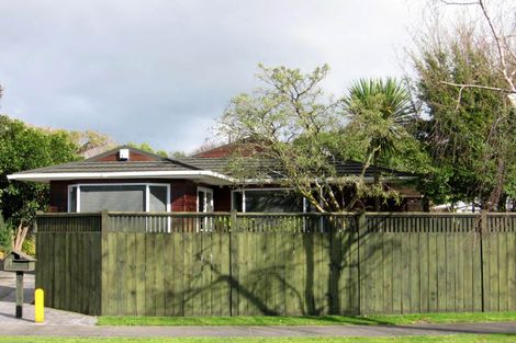 Photo of property in 19 Humphries Place, Awapuni, Palmerston North, 4412