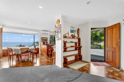 Photo of property in 52 Motuhoa Road, Tairua, 3508