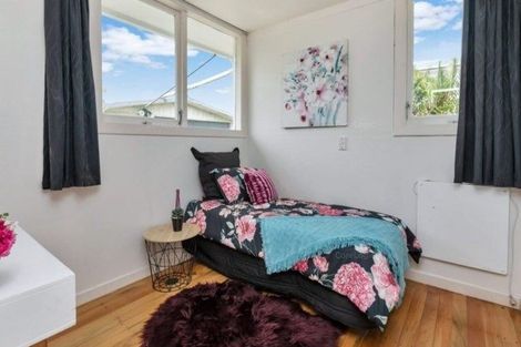 Photo of property in 11 Bickerstaffe Road, Maungaturoto, 0520