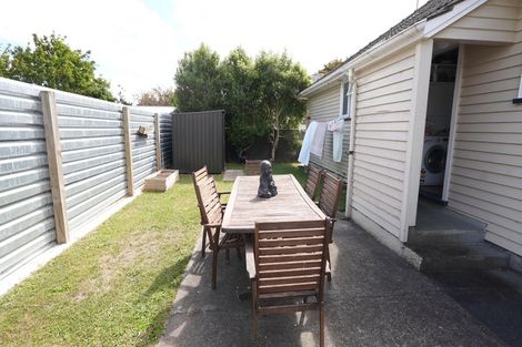 Photo of property in 57a Crewe Crescent, Hokowhitu, Palmerston North, 4410