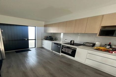 Photo of property in 20/12 Arney Road, Ranui, Auckland, 0612