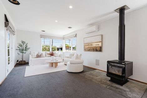 Photo of property in 10 Mears Road, St Andrews, Hamilton, 3200