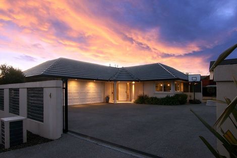 Photo of property in 4 Croftfield Place, Westmorland, Christchurch, 8025