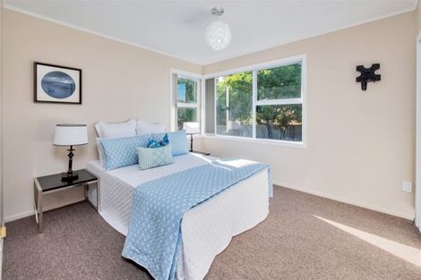 Photo of property in 81 Sturges Road, Henderson, Auckland, 0612