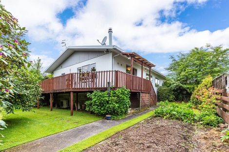 Photo of property in 2/18 Holland Grove, Richmond Heights, Taupo, 3330