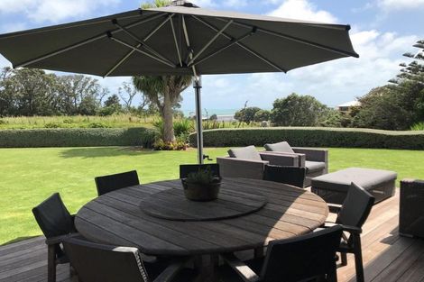 Photo of property in 9a Baring Terrace, Strandon, New Plymouth, 4312