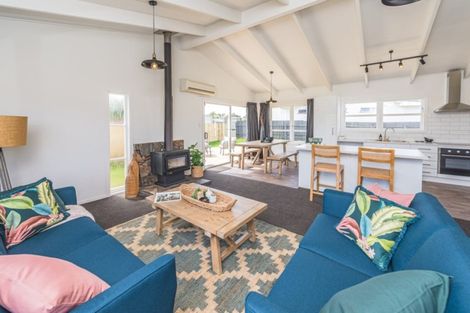 Photo of property in 8a Kings Avenue, Gonville, Whanganui, 4501