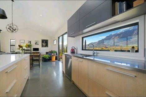 Photo of property in 4 Wanderer Lane, Jacks Point, Queenstown, 9371
