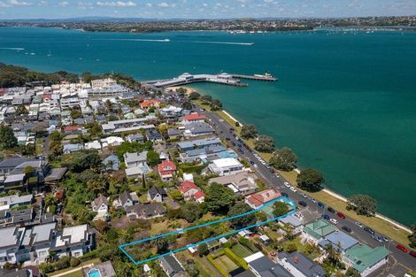 Photo of property in 28 Queens Parade, Devonport, Auckland, 0624