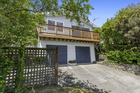 Photo of property in 25 Lord Street, Stokes Valley, Lower Hutt, 5019