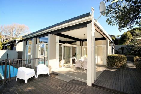 Photo of property in 2/5 Whareora Terrace, Cashmere, Christchurch, 8022