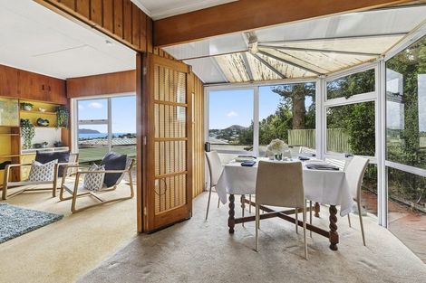 Photo of property in 15 Spur Grove, Titahi Bay, Porirua, 5022