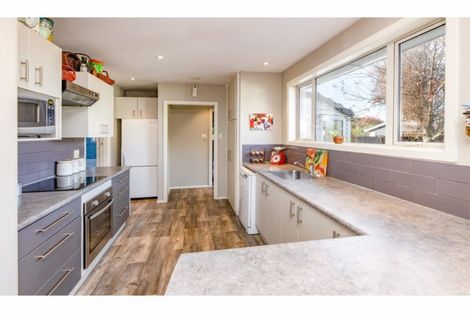 Photo of property in 72 Wingate Street, Redwood, Christchurch, 8051